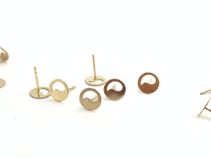 14kGF Yin and Yang Studs Sku#708-4