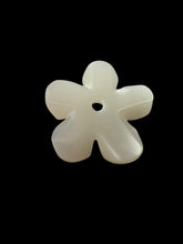White Flower Mother Of Pearl, SKU#M4658