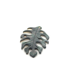 Black Tahitian Mother Of Pearl Leaf Sku#M01