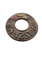 Carved round mother of pearl, SKU#M2339