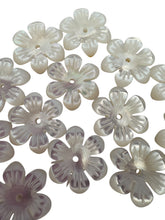 White Flower Mother Of Pearl, SKU#M4625