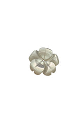 White Flower Mother Of Pearl, SKU#M4651