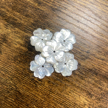Mother of Pearl 20mm m4605