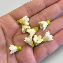 Flower MOP Bead, 10mm x 13mm, M4703