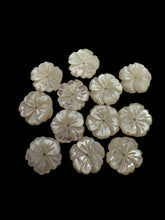White Flower Mother Of Pearl, SKU#M4663