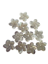 White Flower Mother Of Pearl, SKU#M4642