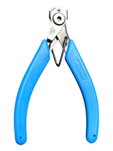 Hard Wire Cutter With Wite Retainer