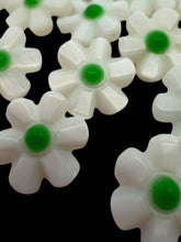 10mm green flower Mother Of Pearl, SKU#M4670