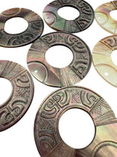 Carved round mother of pearl, SKU#M2339