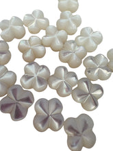 White flower Mother Of Pearl, SKU#M3963