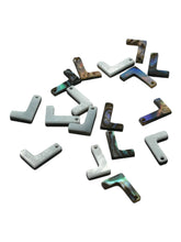 Mother Of Pearl Initials Pendants “L”