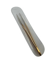 Tweezers