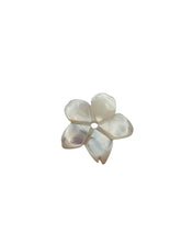 White Flower Mother Of Pearl, SKU#M4536
