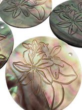 Round flower carved mother of pearl, SKU#M4048