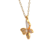 Butterfly Charm, Pearl, Gold Plated, M4426
