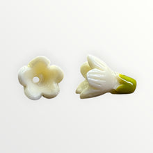 Flower MOP Bead, 10mm x 13mm, M4703