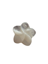 10mm white Mother Of Pearl Flower, SKU#M3j92