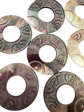 Carved round mother of pearl, SKU#M2339