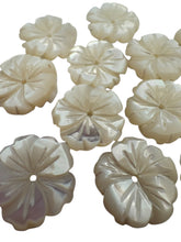 White Flower Mother Of Pearl, SKU#M4663