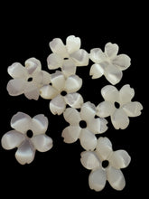 White Flower Mother Of Pearl, SKU#M4530