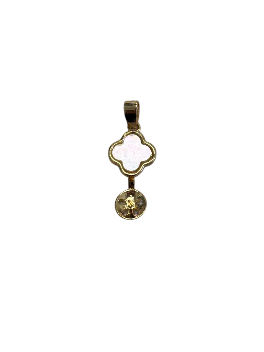 Clover With Pearl Cup Pendant, Pearl Gold Plated, M4415