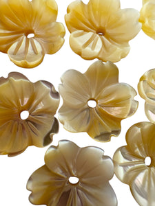 10mm Yellow flower mother of pearl, SKU#M4604