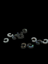 Mother Of Pearl Initials Pendants “C”