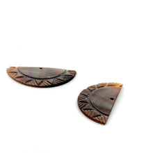 Mother of Pearl Charm Sku#M2605