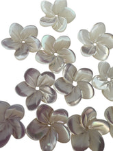 White Flower Mother Of Pearl, SKU#M4642