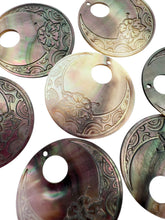 Carved round mother of pearl, SKU#M3657