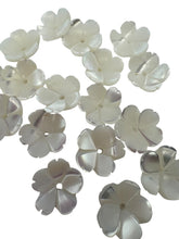 White Flower Mother Of Pearl, SKU#M4671