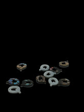 Mother Of Pearl Initials Pendants “Q”