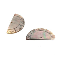 Mother of Pearl Charm Sku#M2605
