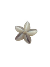 White mother of pearl flower, SKU#M4624