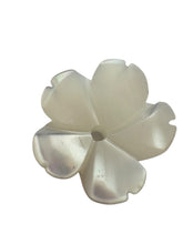 White Flower Mother Of Pearl, SKU#M4671