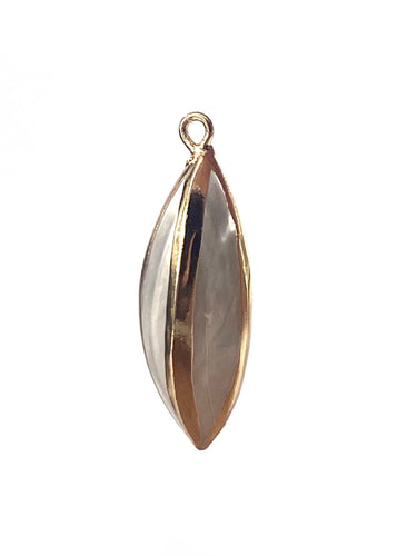 Mother Of Pearl With Gold Plated On Zinc Alloy, Sku#M336