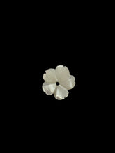 White Flower Mother Of Pearl, SKU#M4671