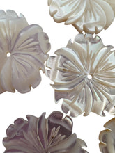 White Flower Mother Of Pearl, SKU#M4612