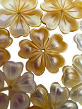 Yellow flower Mother of Pearl, SKU#M4616