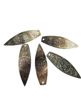 Carved mother of pearl, SKU#M3773