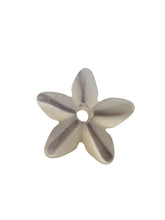 White Flower Mother Of Pearl, SKU#M4630