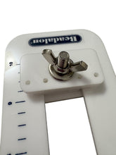 Tying Station