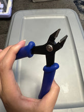 Sidecut Plier
