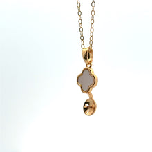 Clover With Pearl Cup Pendant, Pearl Gold Plated, M4415
