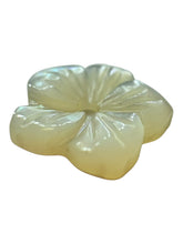 Tiny flower Mother Of Pearl, SKU#M4399