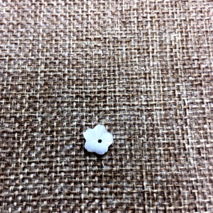 Mother of Pearl 10mm m4604