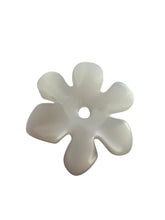 White Flower Shape Mother Of Pearl, SKU#M4669