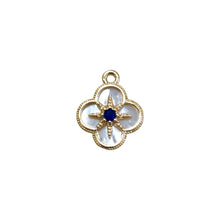 Clover Charm, Gold Plated, M4452