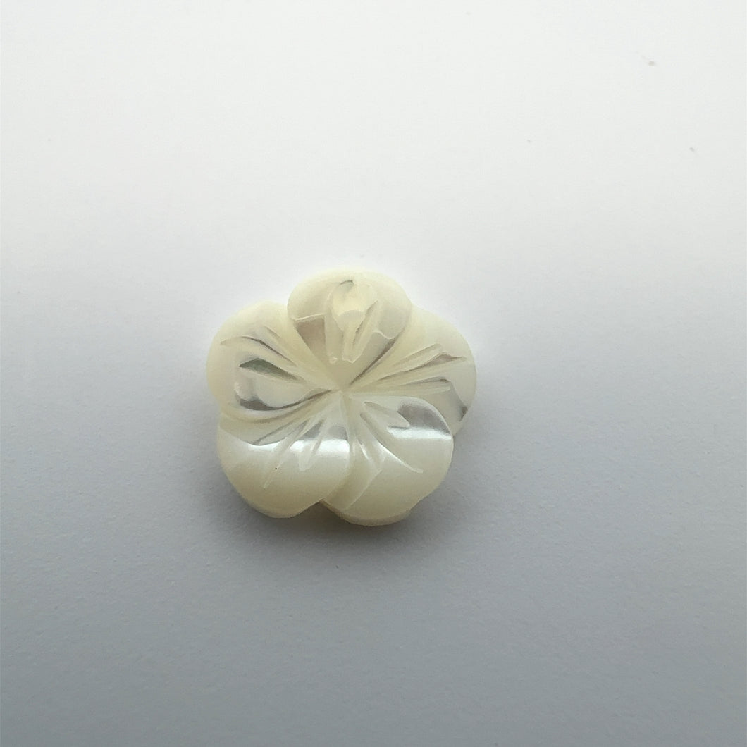 White Flower MOP, sku# M3994