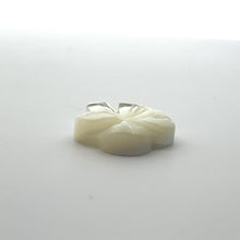 White Flower MOP, sku# M3994
